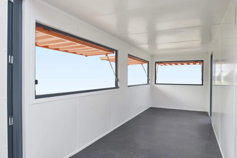 Shipping-Container-Cafe-Container-Restaurants5-768x512